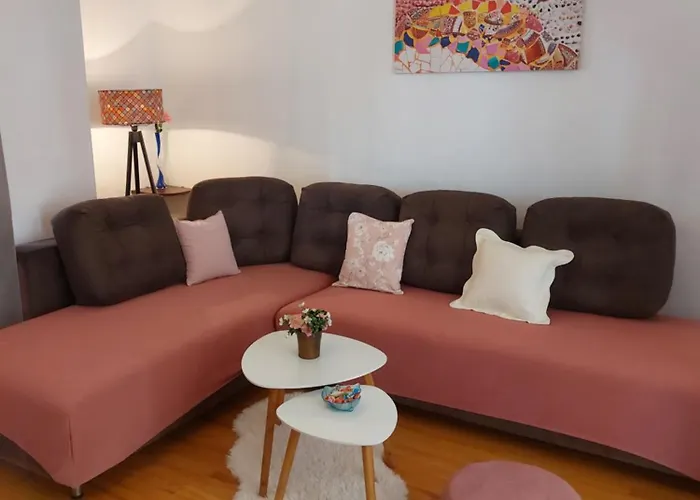 Zvonimir * Hvar Town